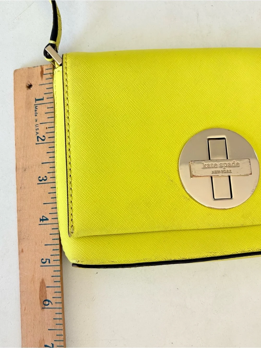 Kate Spade Sally Yellow Cow Leather Turnlock Cossbody Bag Purse 7.5”x5”